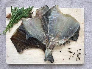 Вяленая рыба: Камбала камчатская вяленая без икры