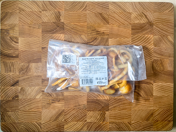 Сыр 150 гр ГОРНЫЙ СЫРОВАР (Ассорти копчёный) в Раменском