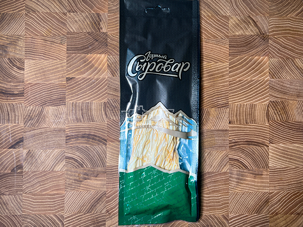 Сыр 60 гр ГОРНЫЙ СЫРОВАР (Паутинка копчёная) в Раменском