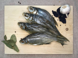 Вяленая рыба: Густера вяленая